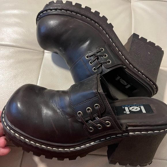 🖤SOLD🖤 Vintage L.e.i. Brown clog mules - Picture 5 of 5